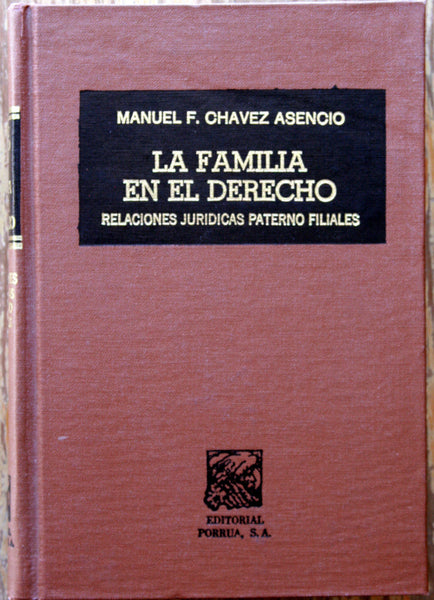 La familia en el Derecho (3 volúmenes)