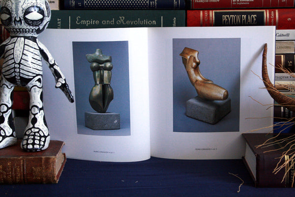 Lo terreno y lo etéreo, escultura de pequeño formato.