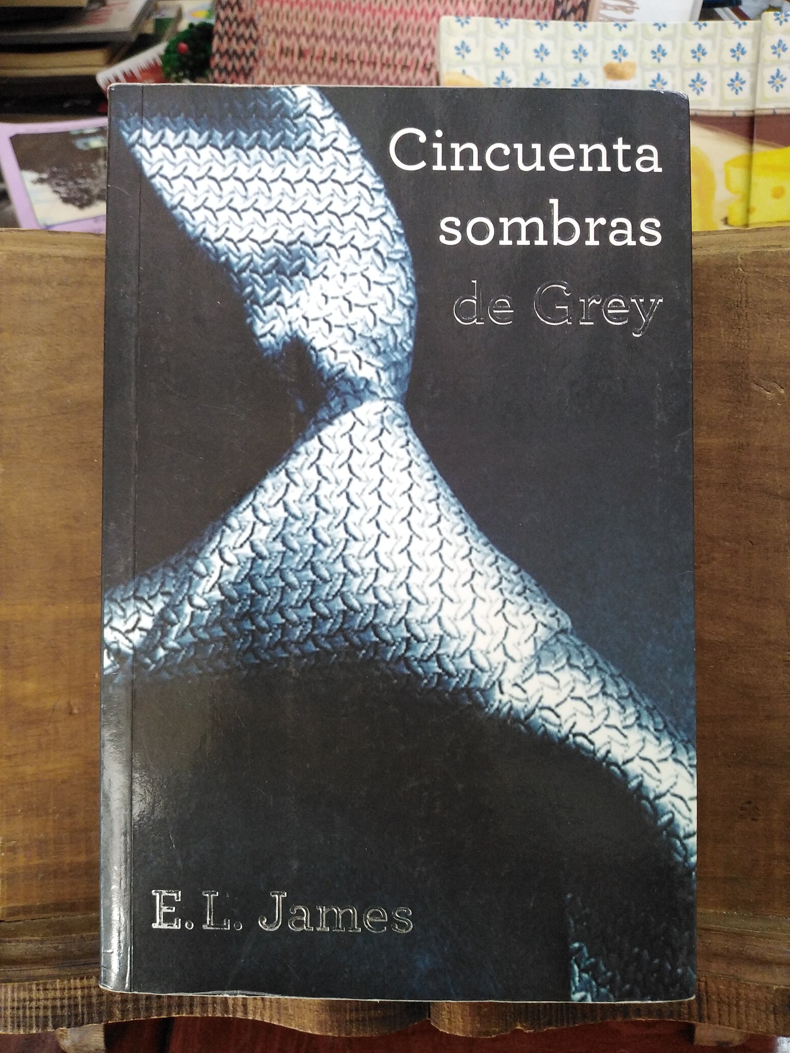 Cincuenta sombras de Grey (Cincuenta sombras 1) (Spanish Edition)